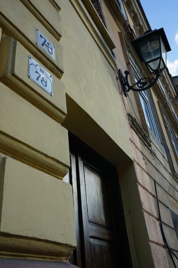 Crown Of Karolina Apartment Brasov Exterior photo