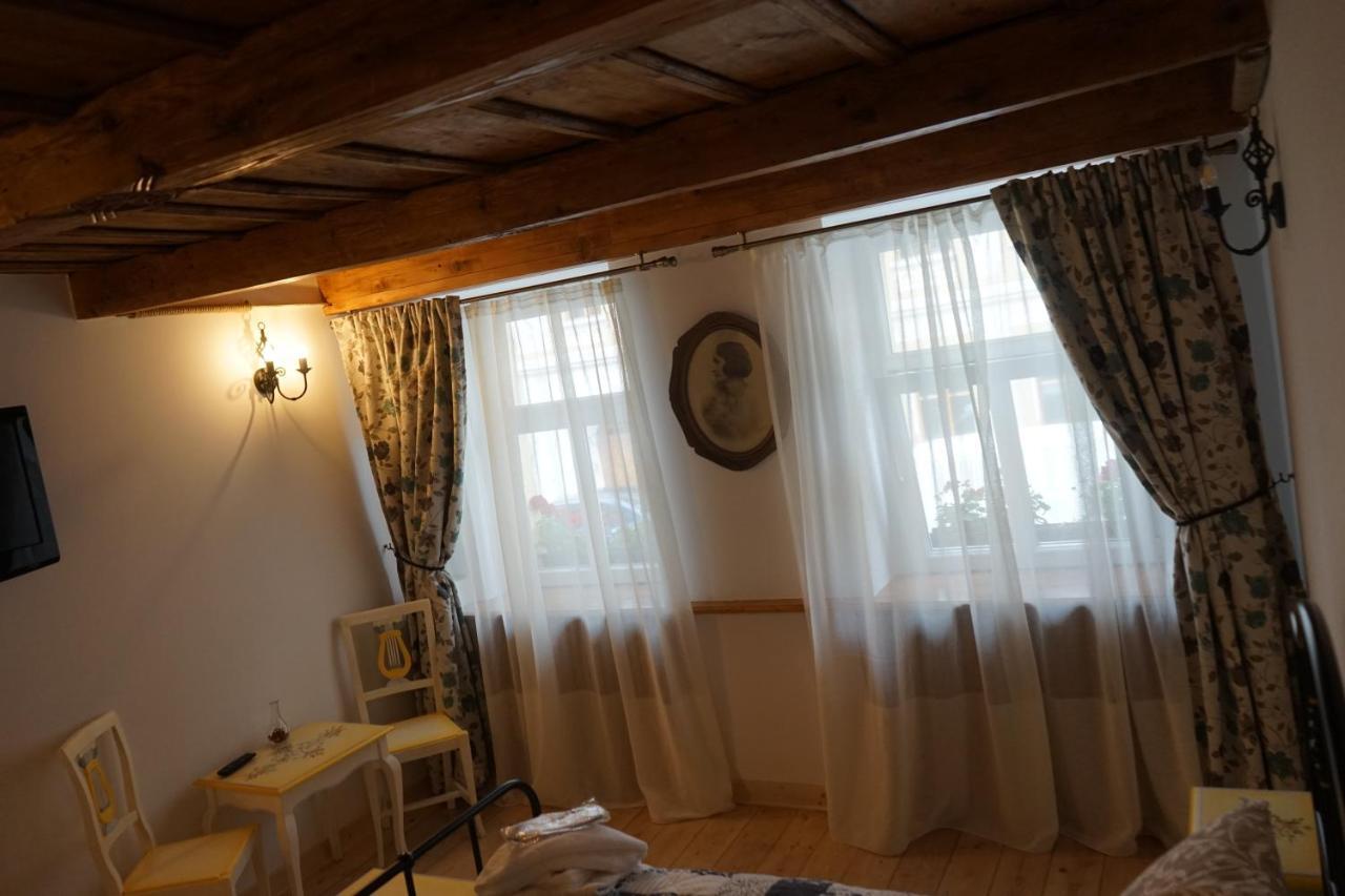 Crown Of Karolina Apartment Brasov Exterior photo